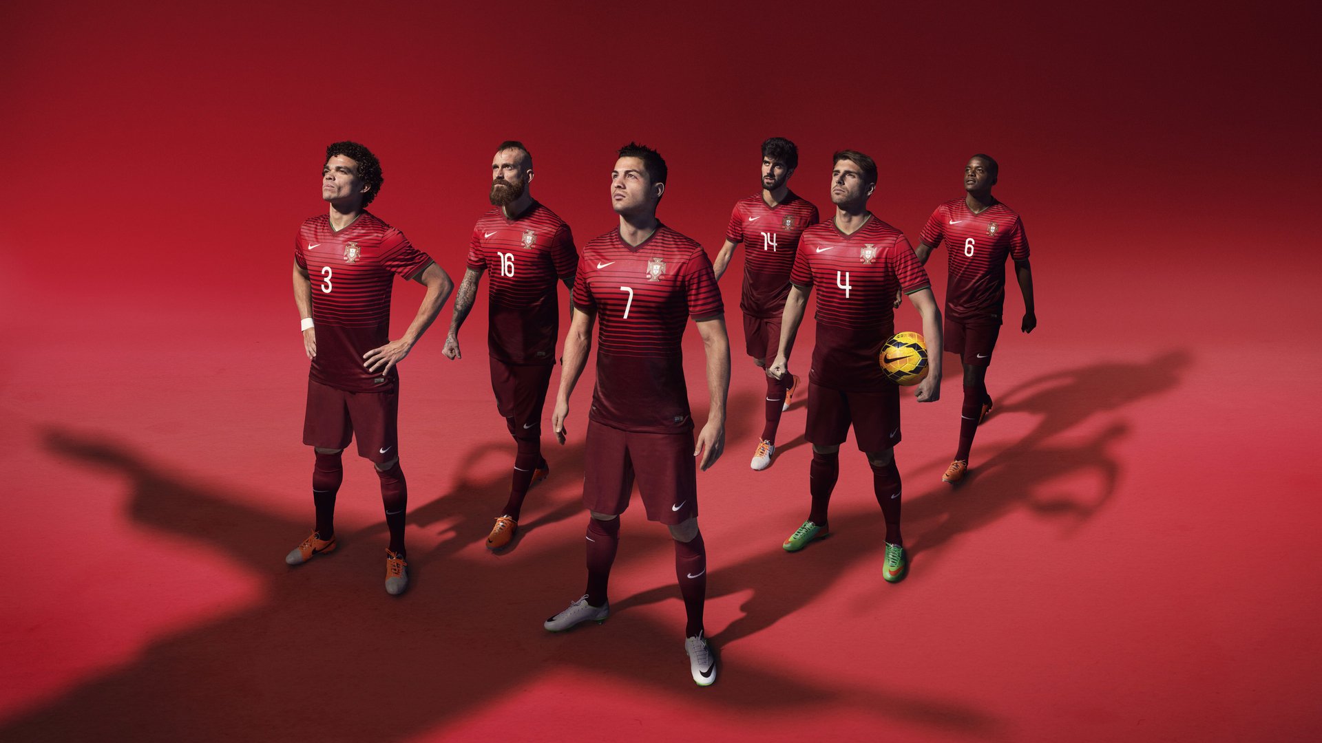 重磅罚单！足协开出史上最严禁赛令，涉事球员停赛一年+罚款百万