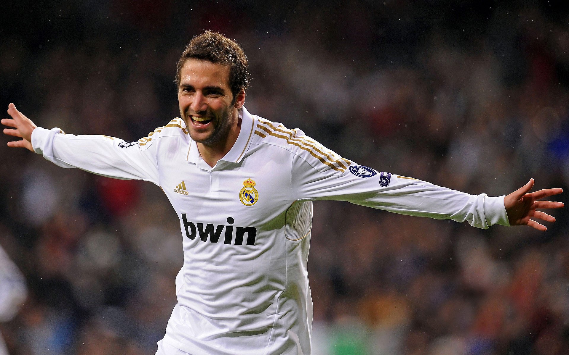 体育慈善盛典，明星运动员携手助力贫困地区青少年体育发展