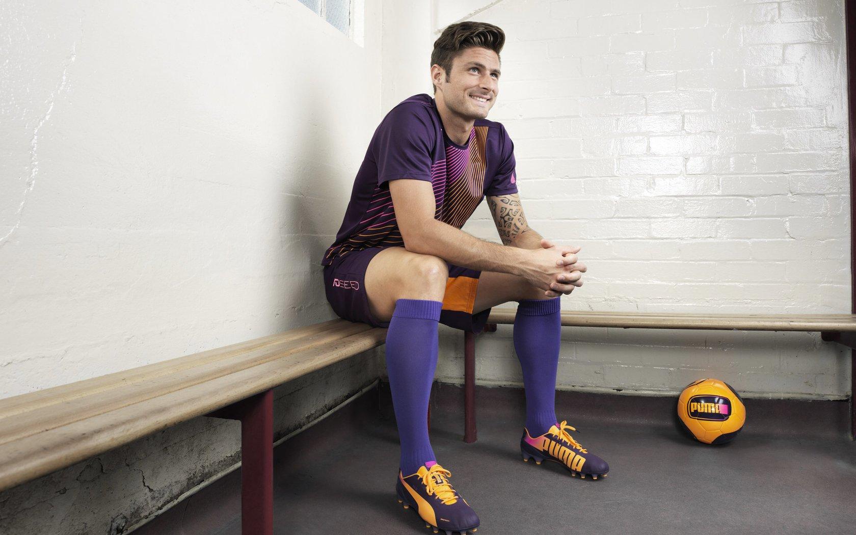 孔蒂坚称未低估对手但点出关键劣势，本菲卡多休两天成欧冠对决转折点